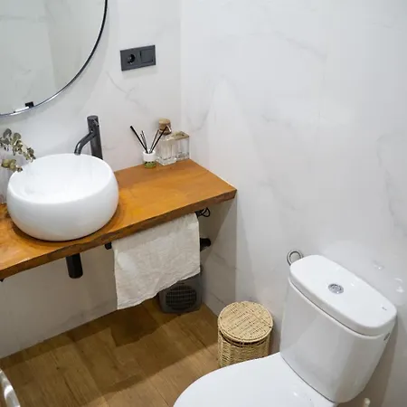 Piso Completo Cerca De Estacion Bus, Tren Y Ferrys Σανταντέρ