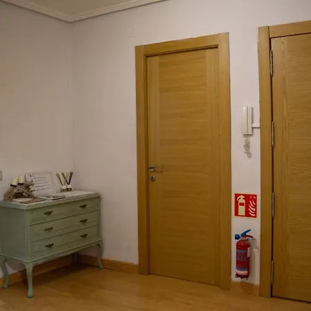 Piso Completo Cerca De Estacion Bus, Tren Y Ferrys