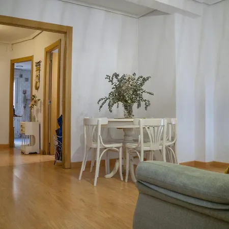 Apartment Piso Completo Cerca De Estacion Bus, Tren Y Ferrys Santander